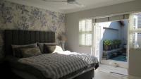 Main Bedroom - 23 square meters of property in Maroeladal