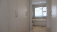 Main Bedroom - 23 square meters of property in Maroeladal