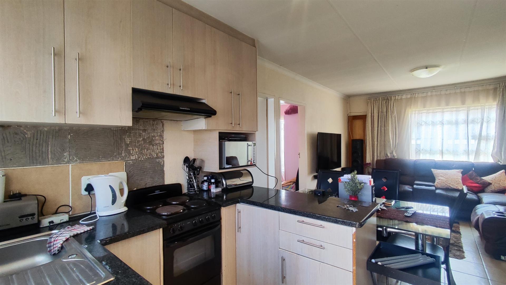 Kitchen - 8 square meters of property in Sharon Park