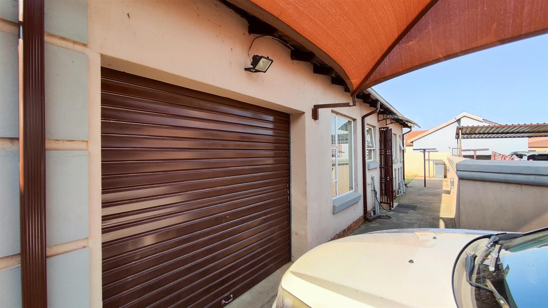 Front View of property in Sharon Park