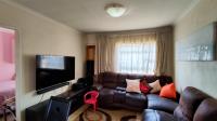 Lounges - 12 square meters of property in Sharon Park