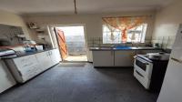 Kitchen of property in Booysen Park