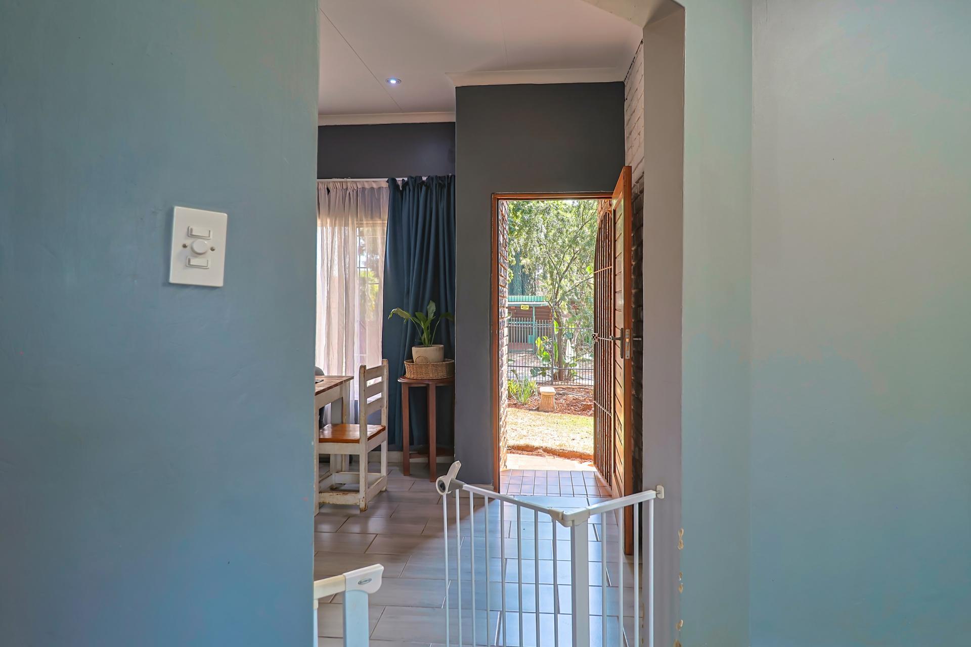  of property in Pierre van Ryneveld