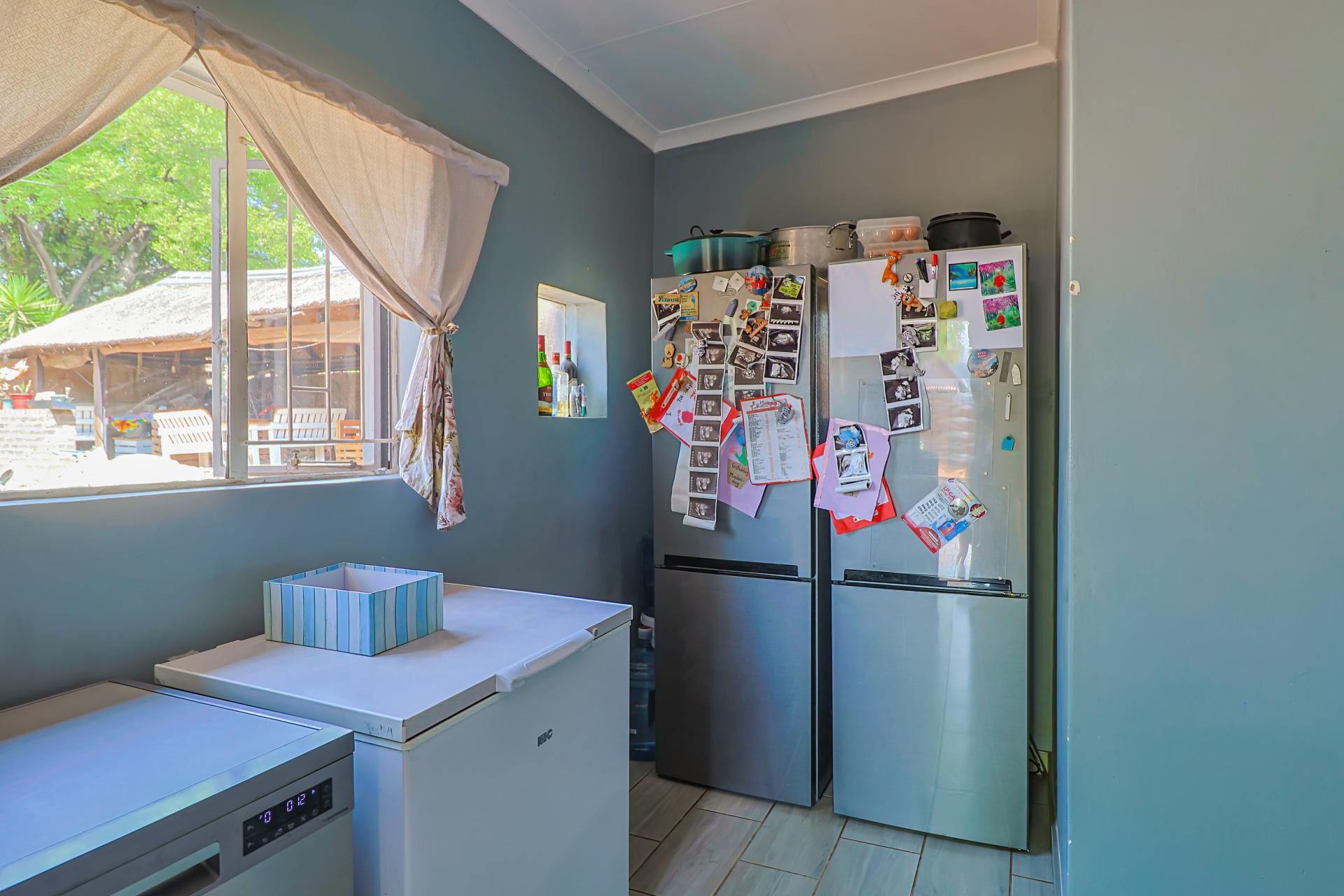  of property in Pierre van Ryneveld