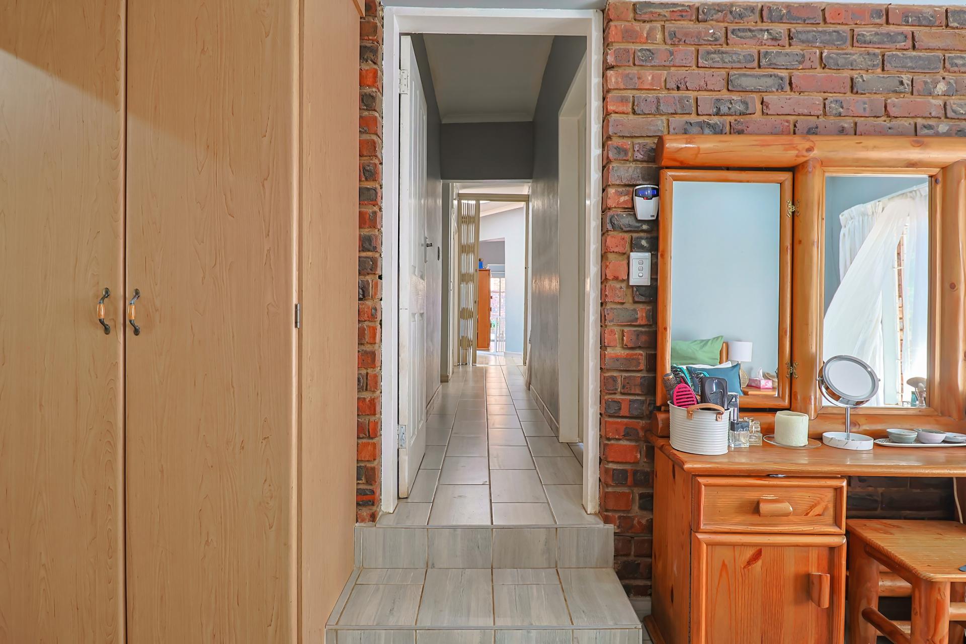  of property in Pierre van Ryneveld