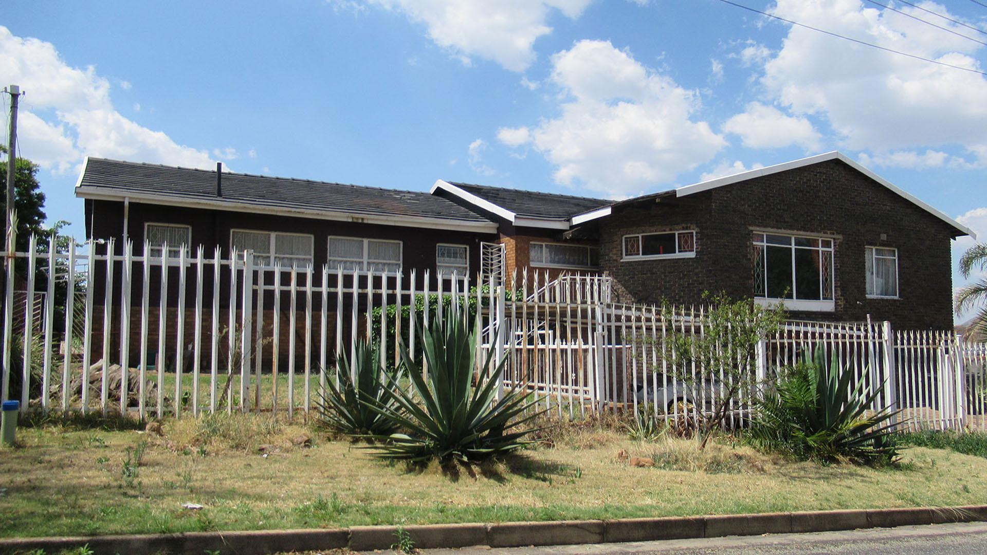 Front View of property in Silverfields