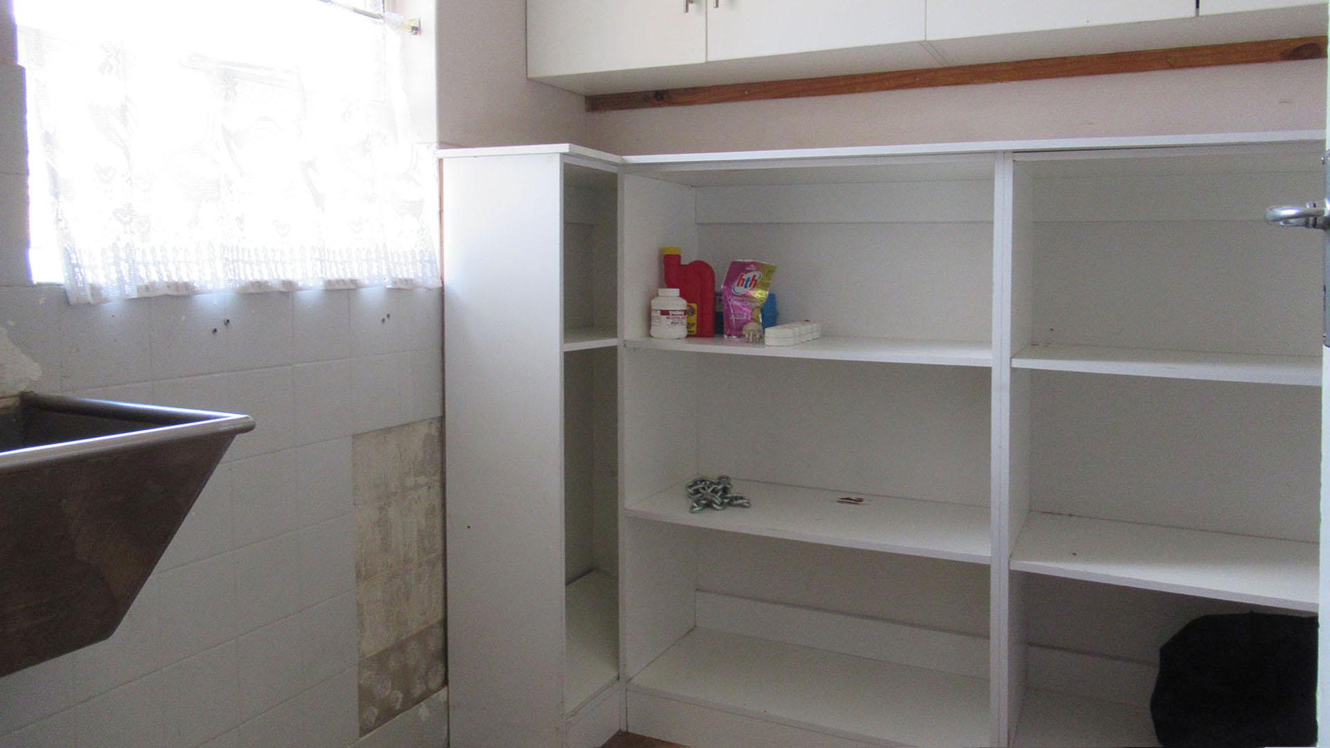 Scullery - 7 square meters of property in Silverfields