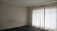 Main Bedroom - 30 square meters of property in Silverfields