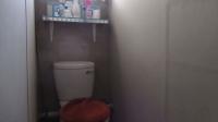 Bathroom 2 - 3 square meters of property in Silverfields