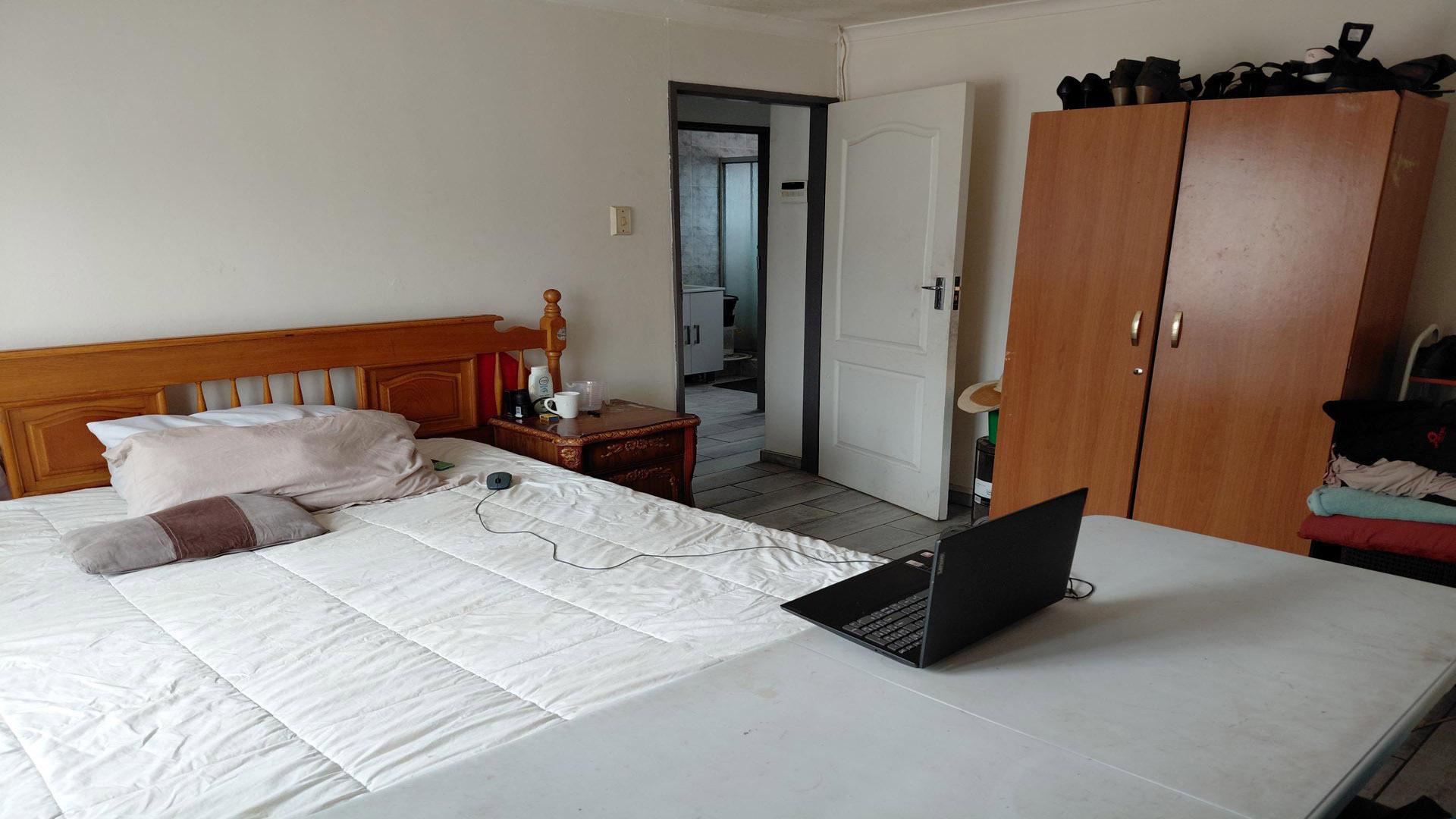 Bed Room 2 of property in Copesville