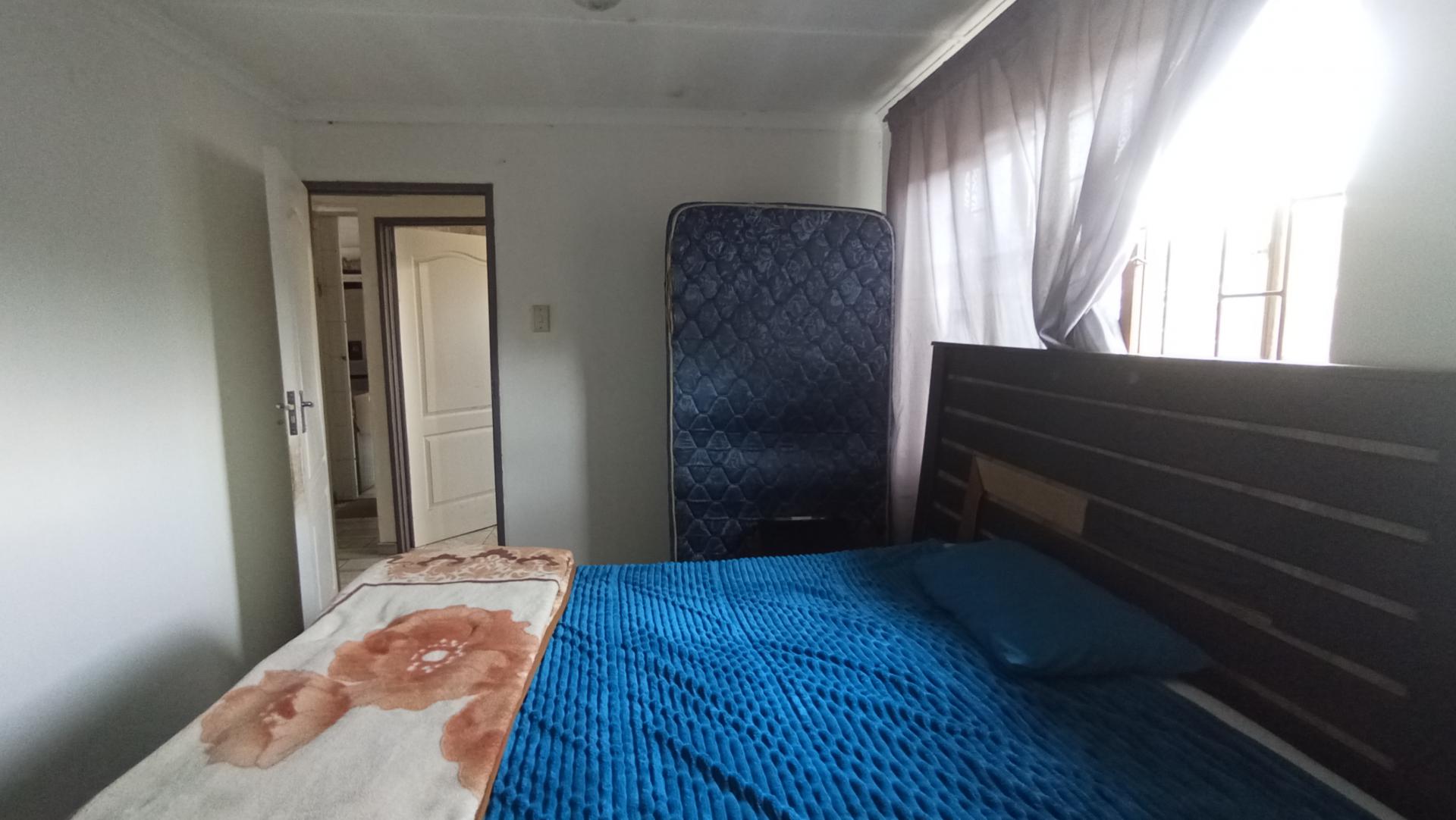 Bed Room 3 - 50 square meters of property in Copesville