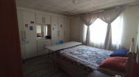 Bed Room 1 - 59 square meters of property in Copesville