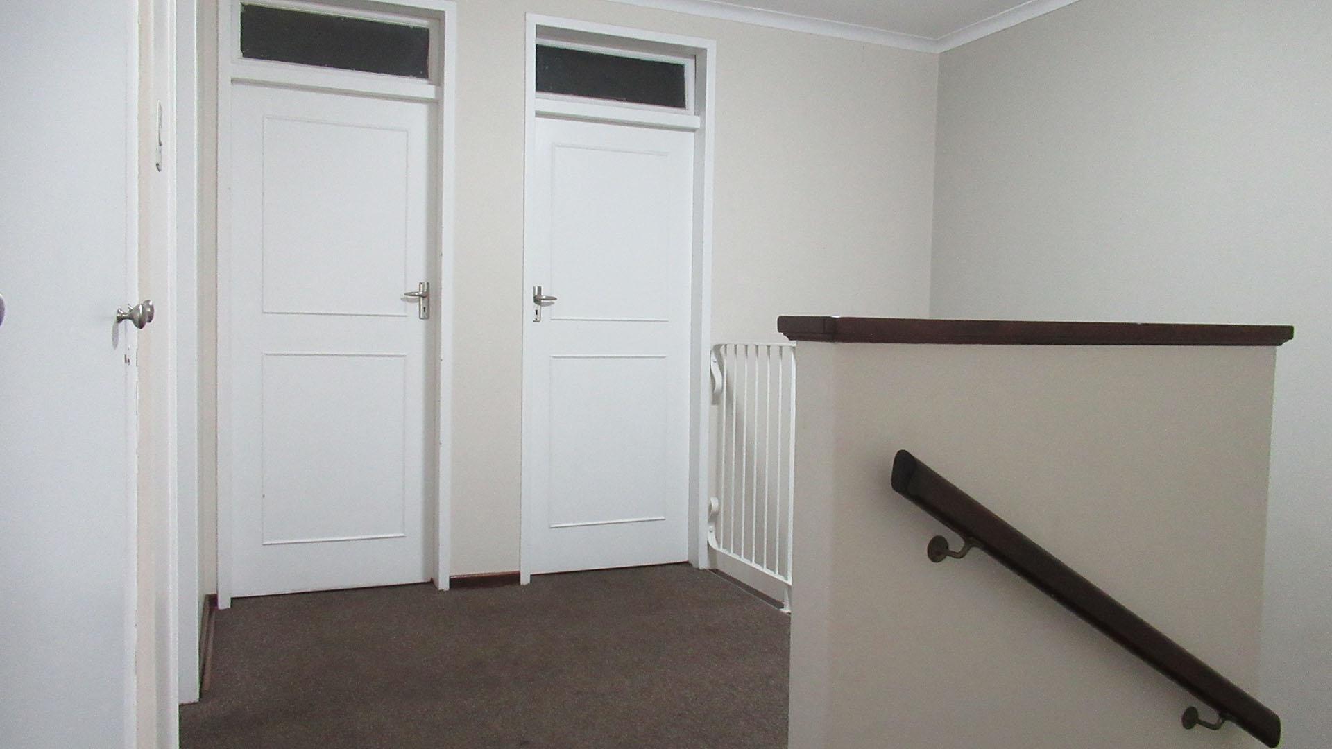 Spaces - 27 square meters of property in Highlands North