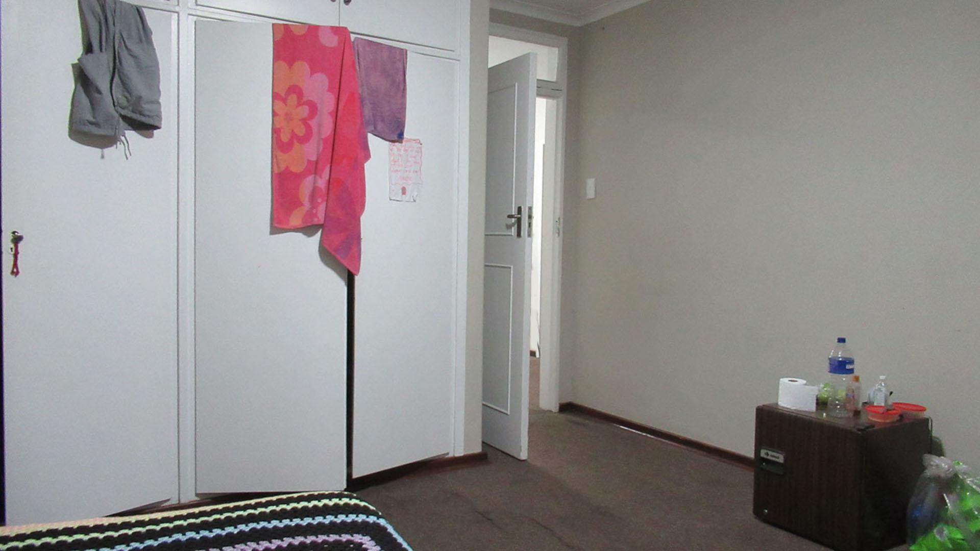 Bed Room 2 - 16 square meters of property in Highlands North