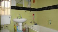 Bathroom 1 - 4 square meters of property in Highlands North