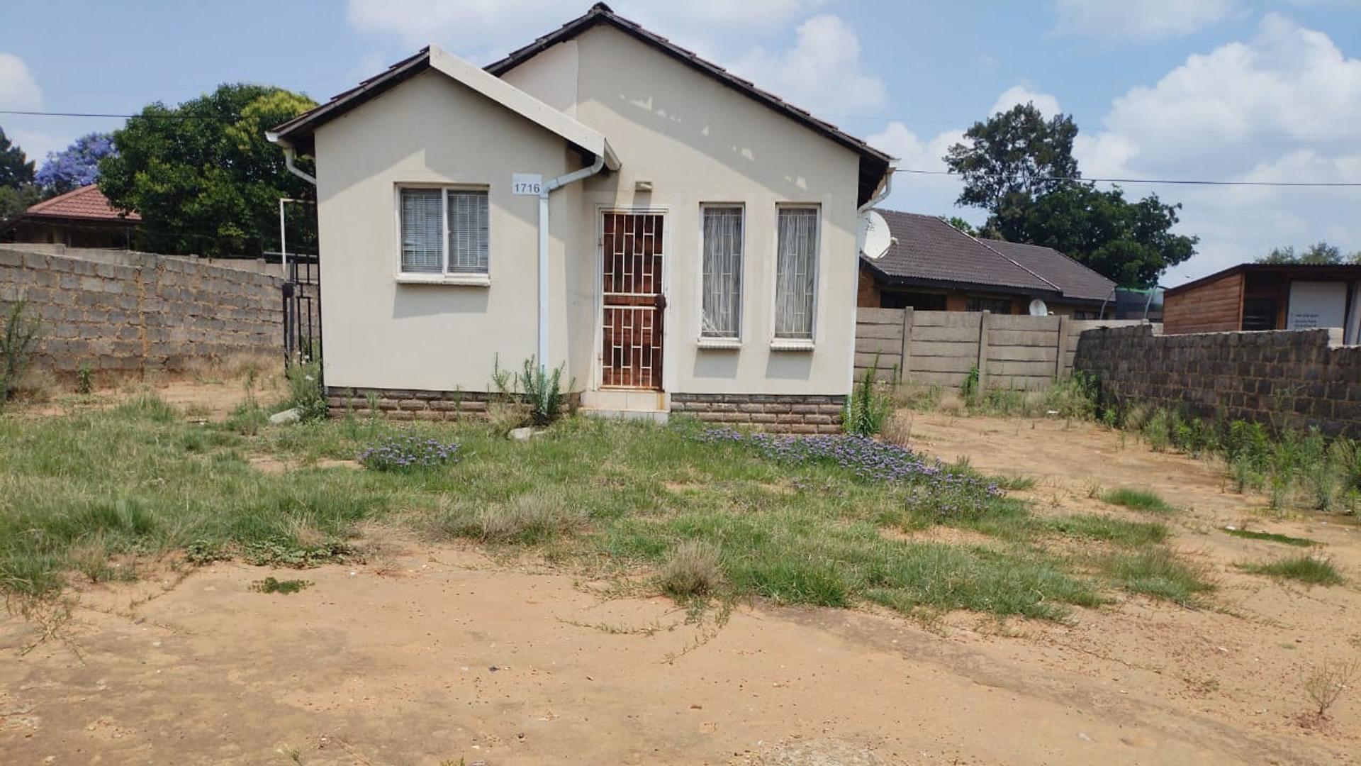 Front View of property in Duvha Park