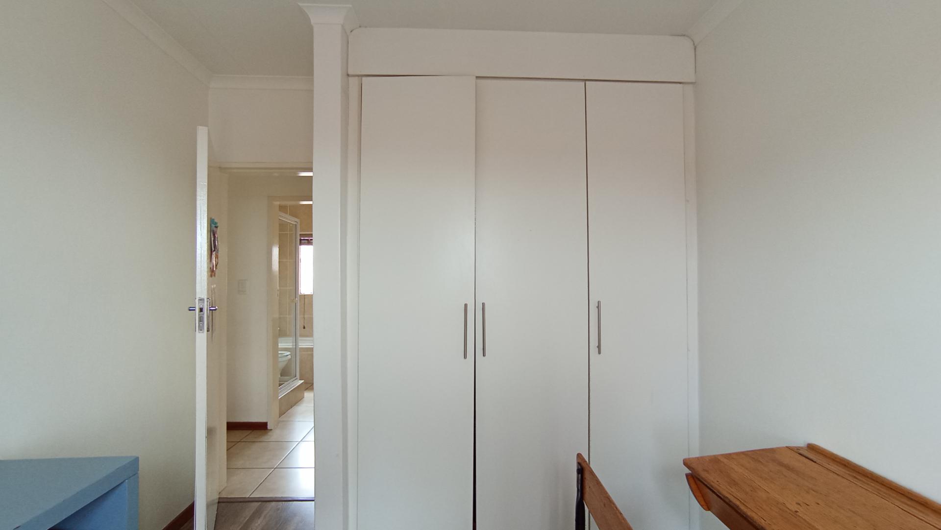 Bed Room 2 - 9 square meters of property in Zandspruit