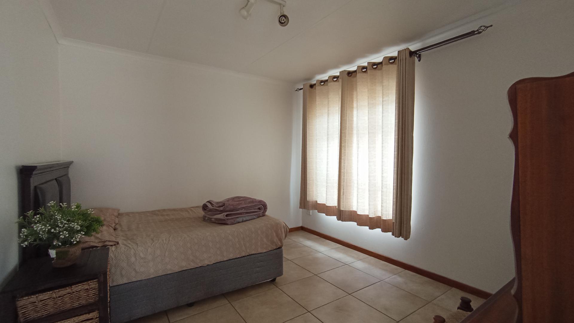 Staff Room - 14 square meters of property in Zandspruit