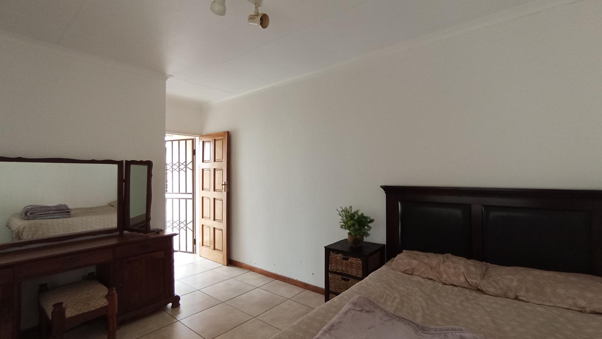 Staff Room - 14 square meters of property in Zandspruit