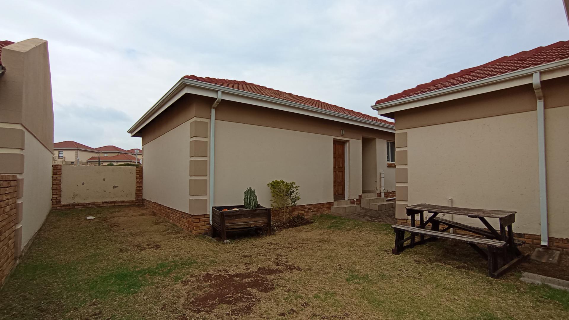 Backyard of property in Zandspruit