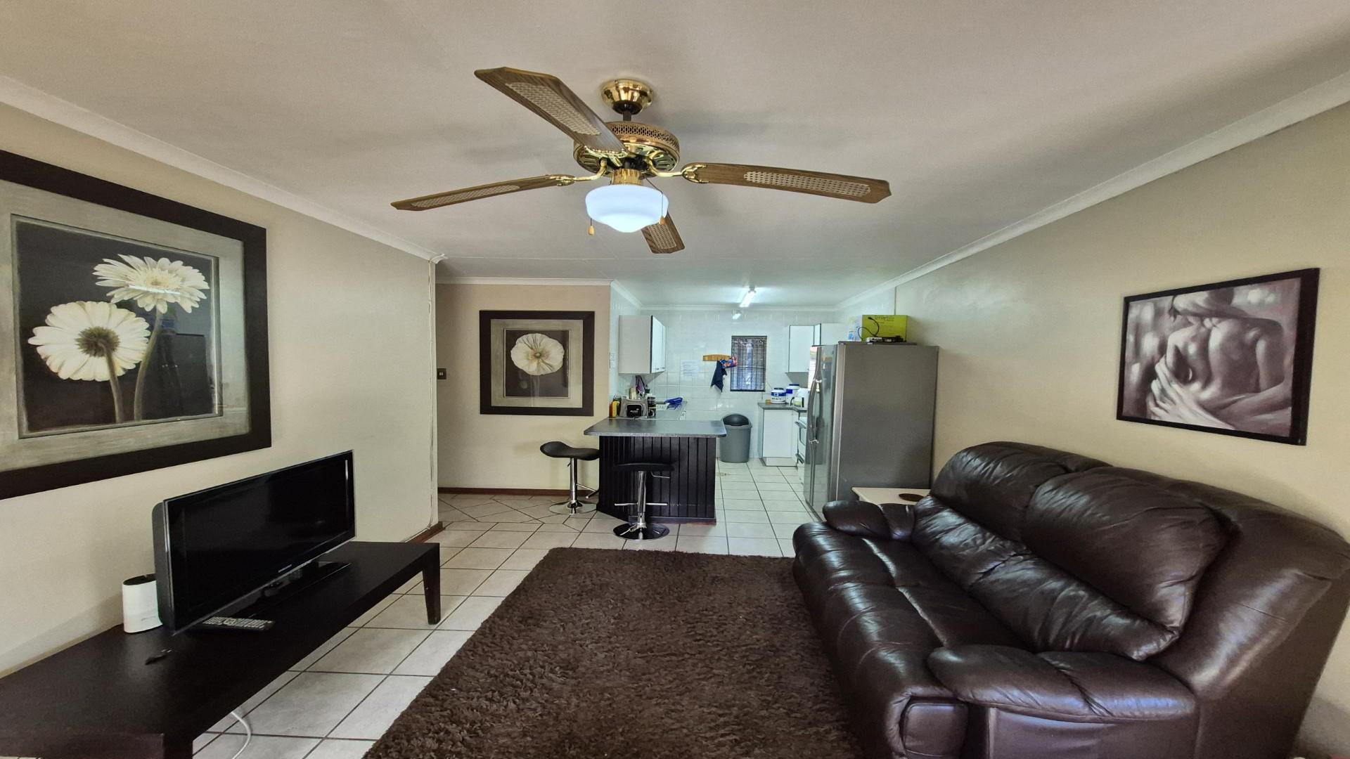 Lounges of property in Secunda