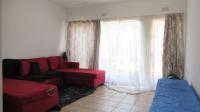 Lounges - 20 square meters of property in Horison View