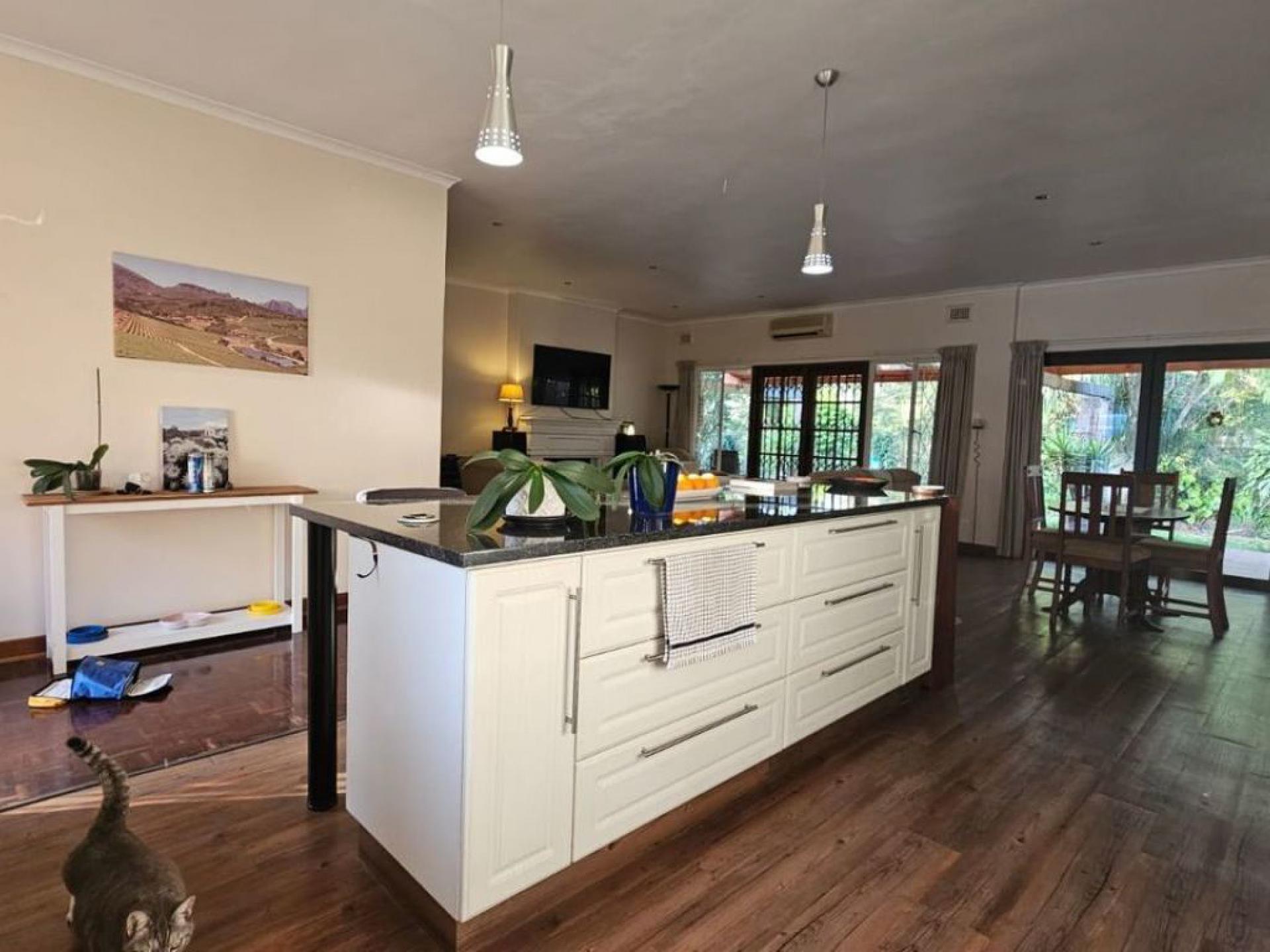  of property in Everton 