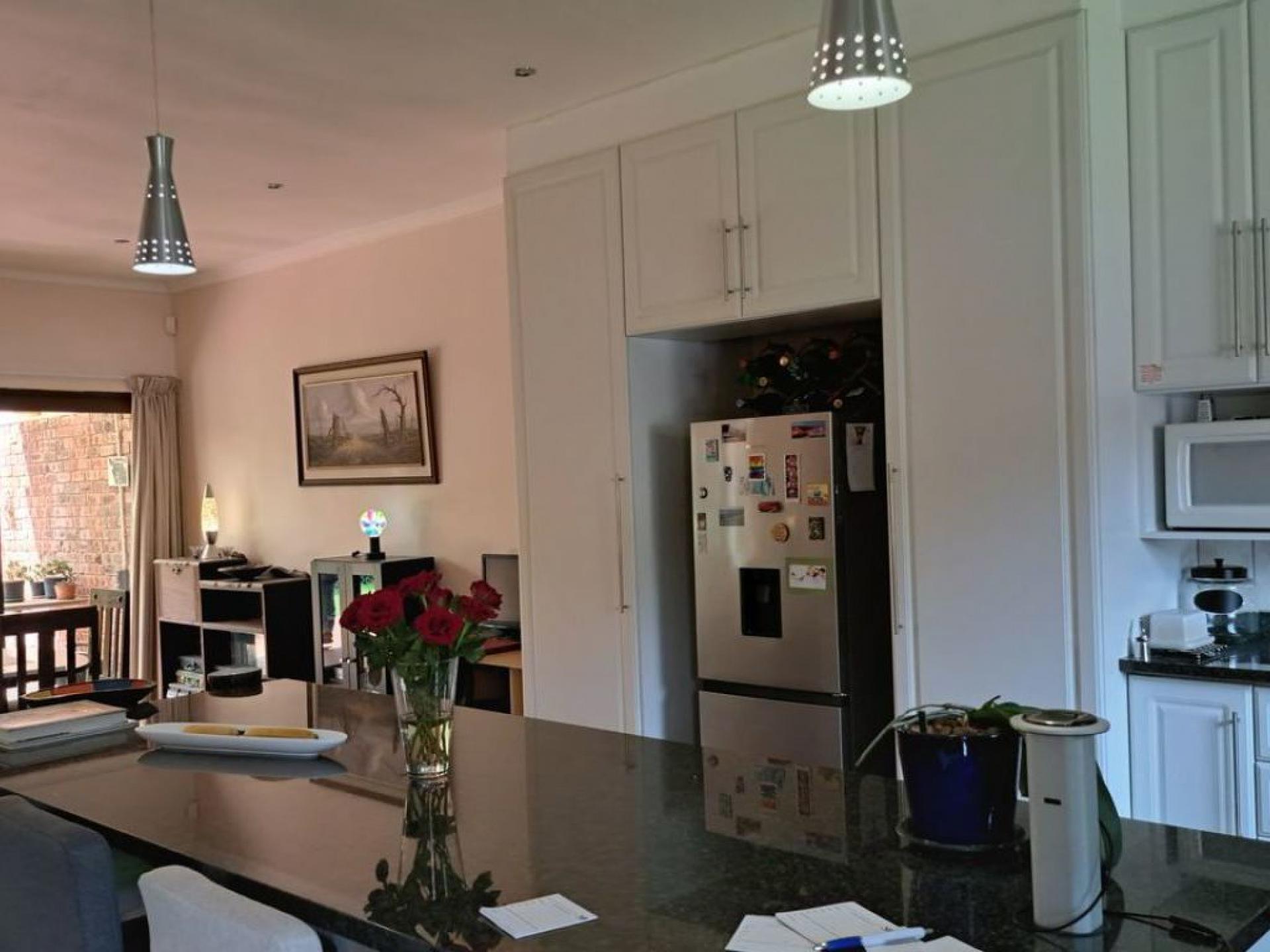  of property in Everton 