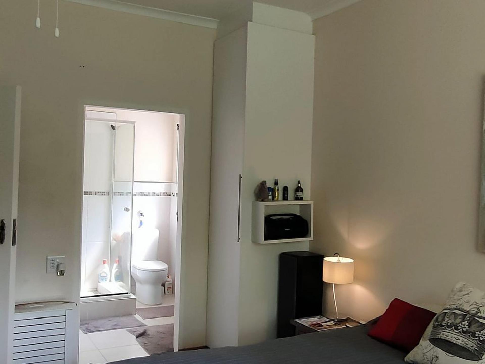  of property in Everton 