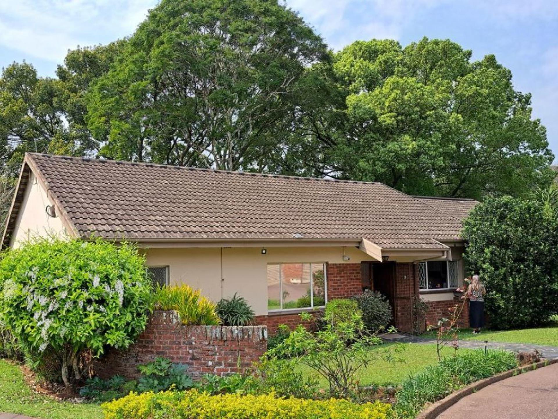  of property in Everton 