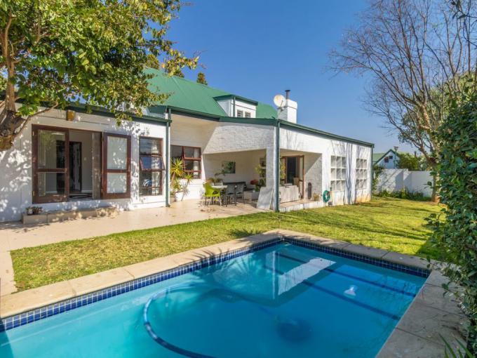 4 Bedroom House for Sale For Sale in Paulshof - MR693599