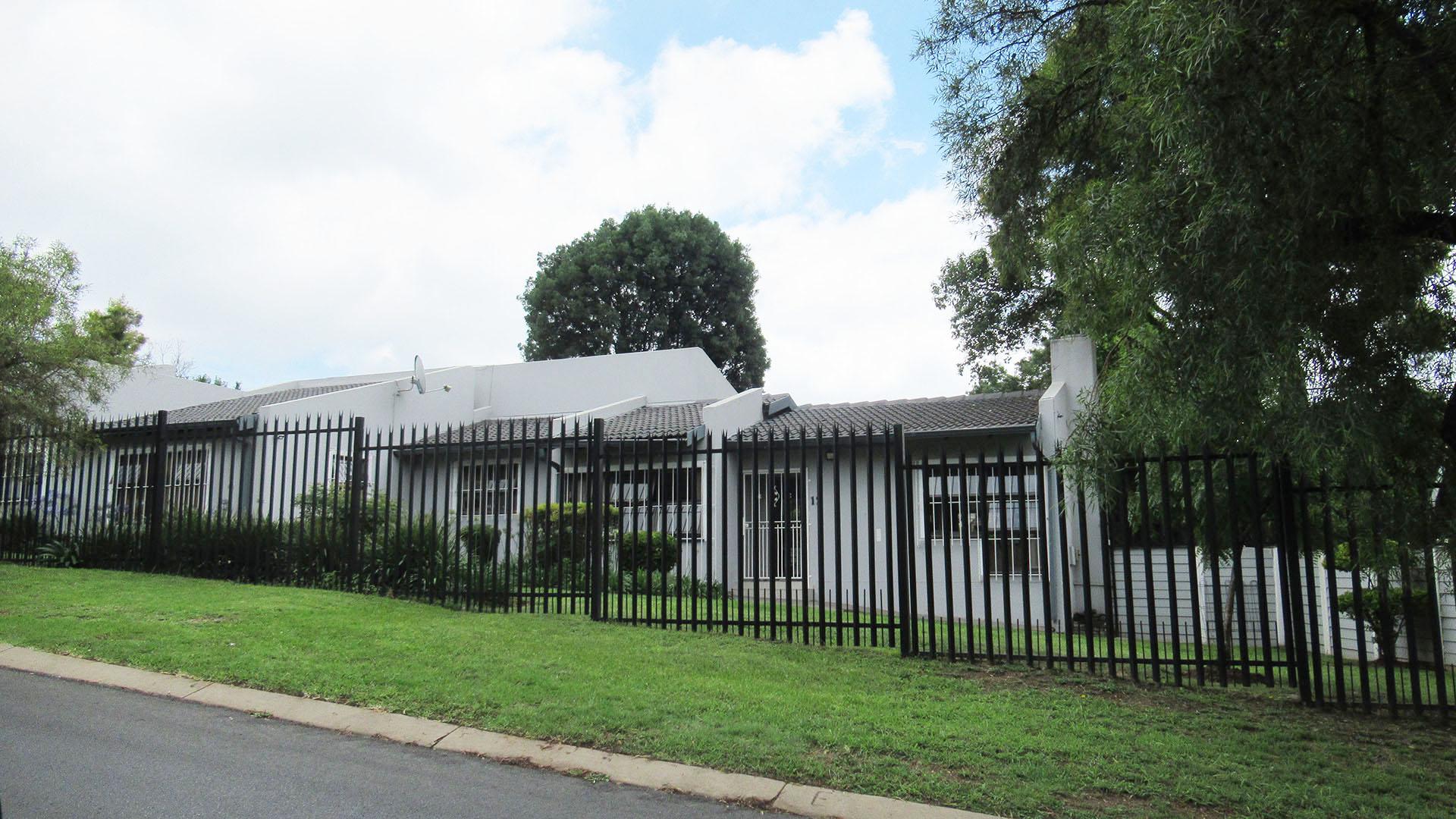 Front View of property in Olivedale