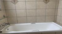 Bathroom 1 - 5 square meters of property in Olivedale