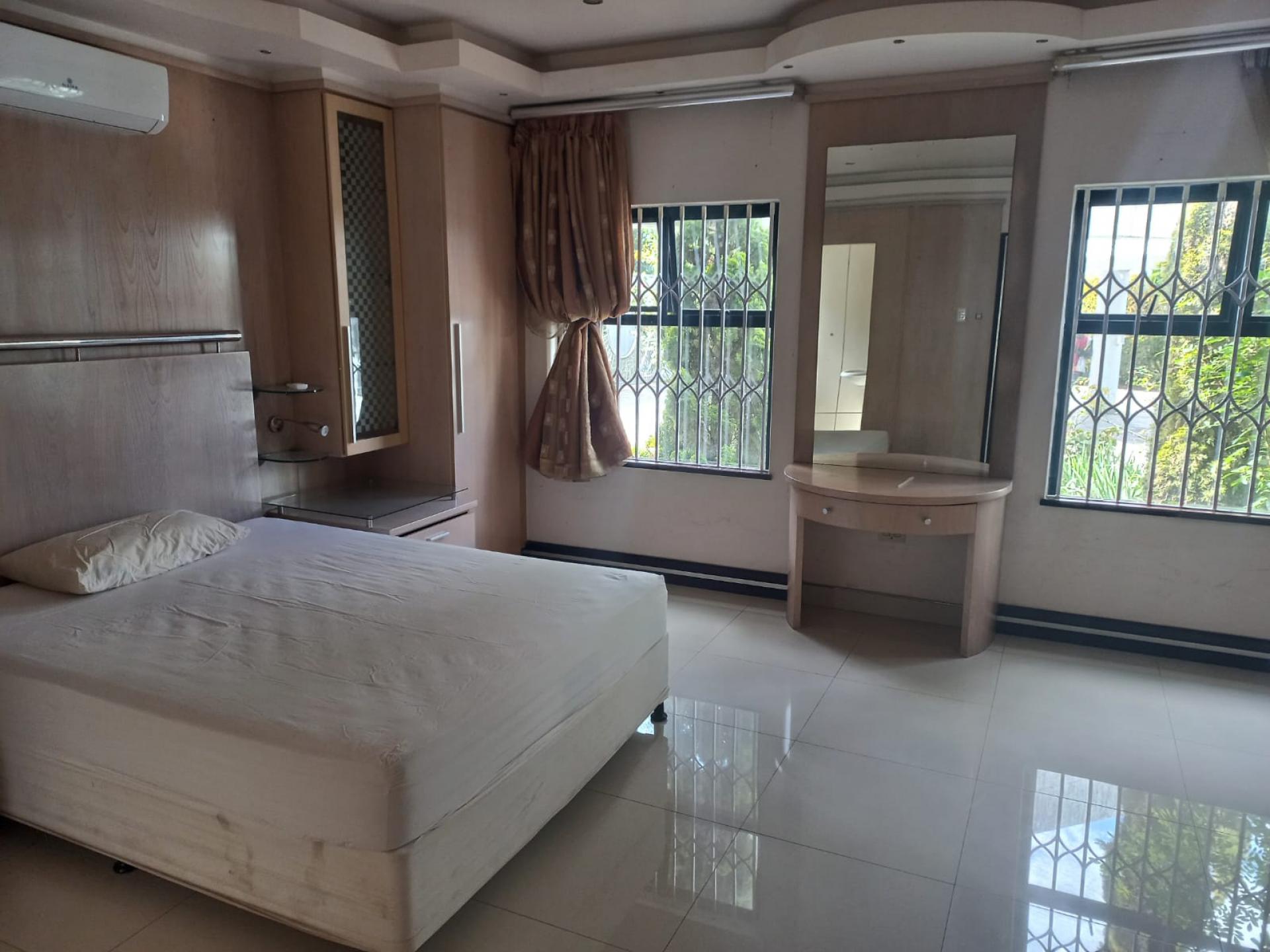  of property in Wyebank
