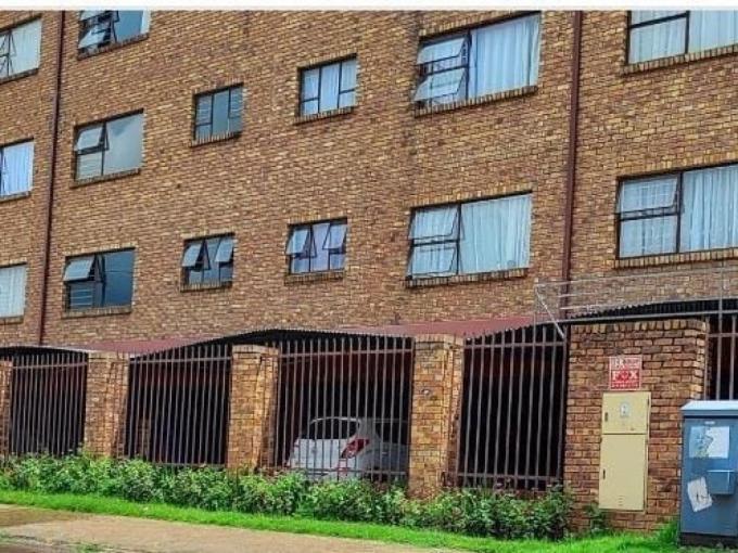 2 Bedroom Apartment for Sale For Sale in Alberton - MR693613