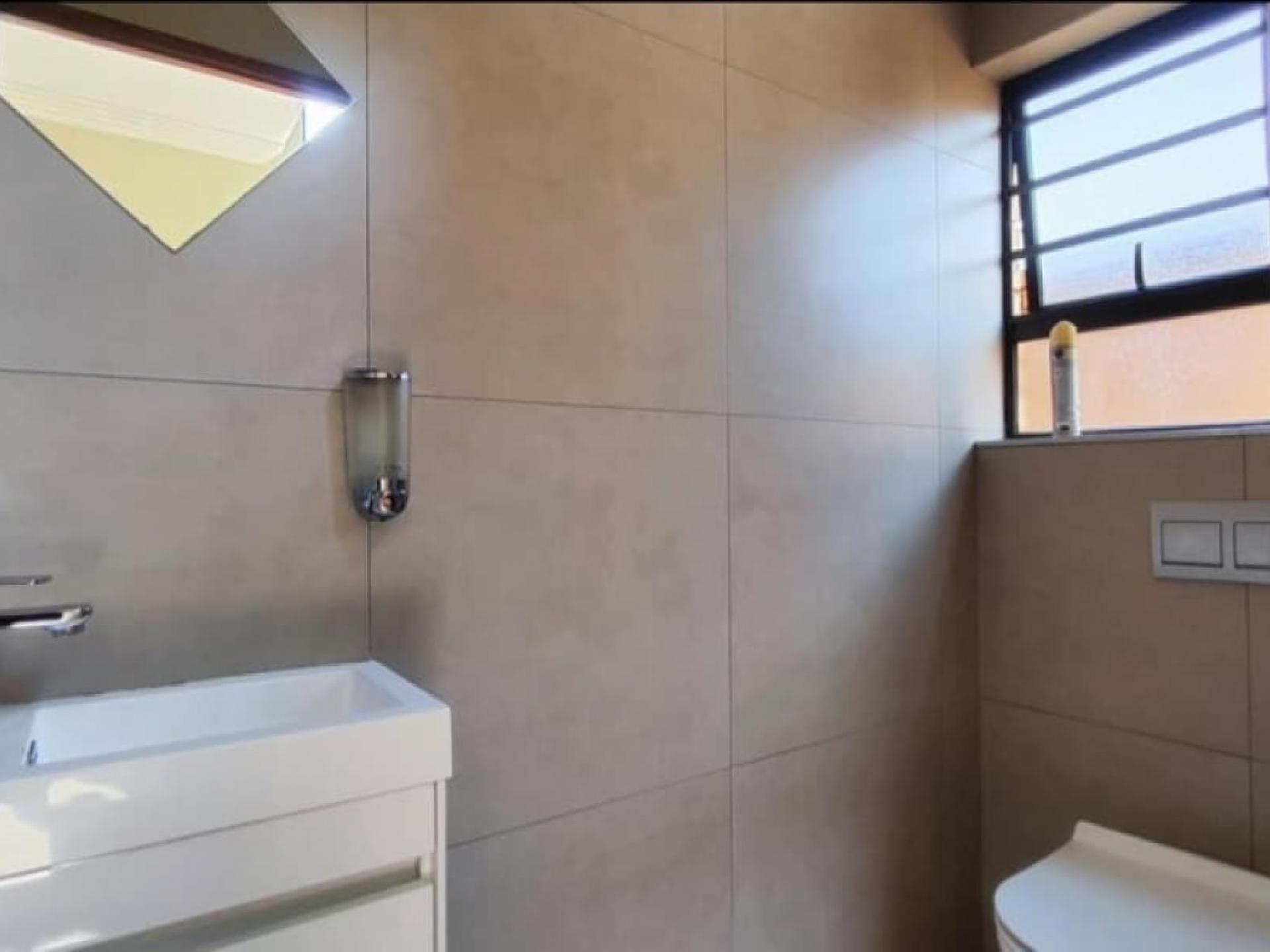  of property in Raceview