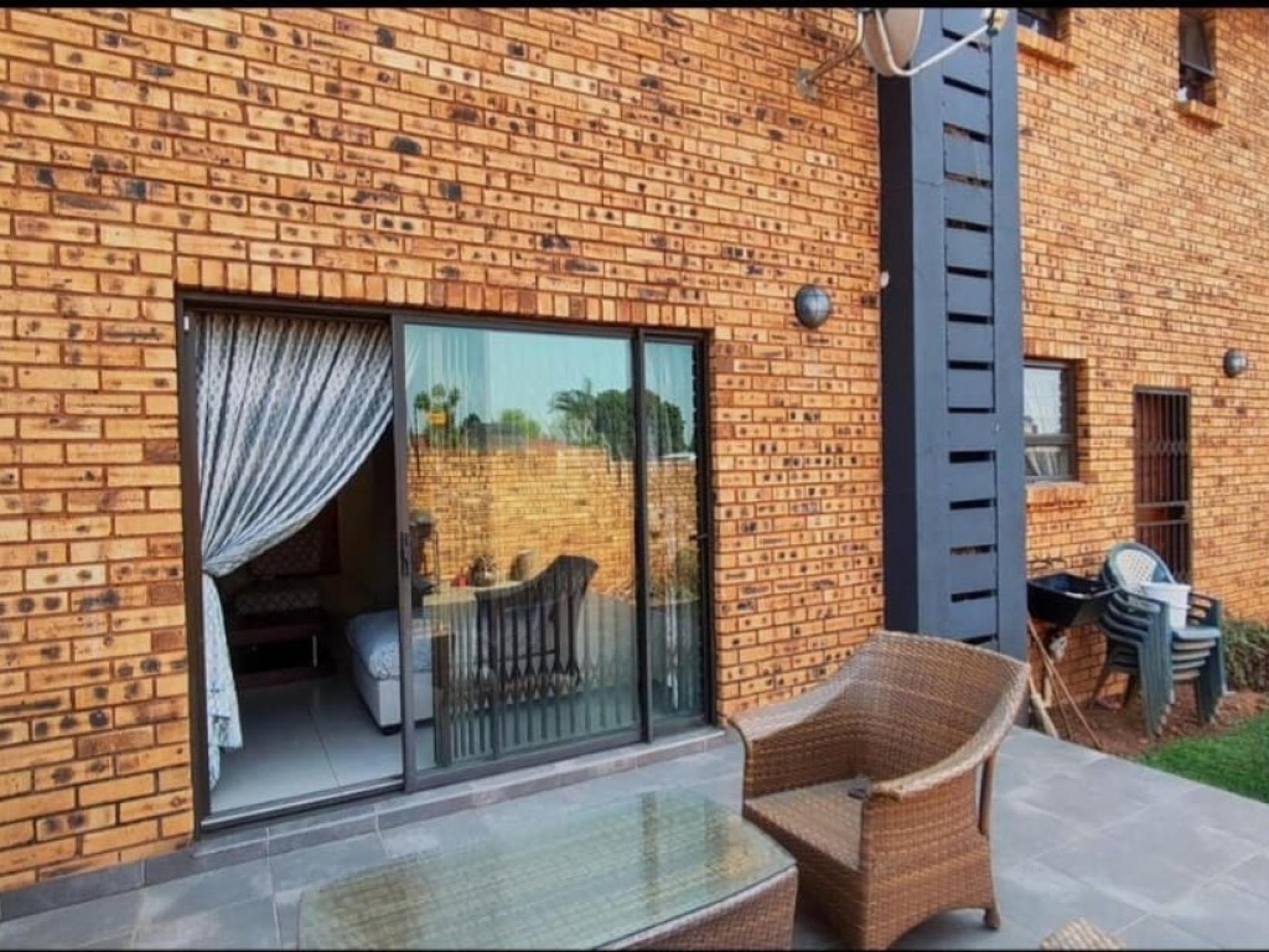  of property in Raceview