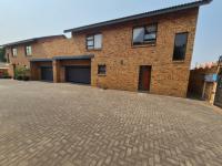 3 Bedroom 2 Bathroom Simplex for Sale for sale in Raceview