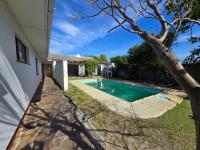  of property in Bloubergrant