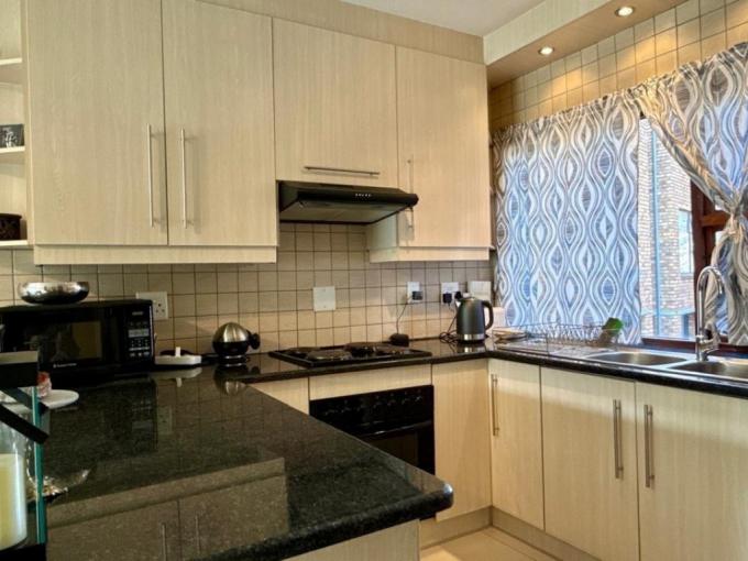 1 Bedroom Simplex for Sale For Sale in Bassonia - MR693629
