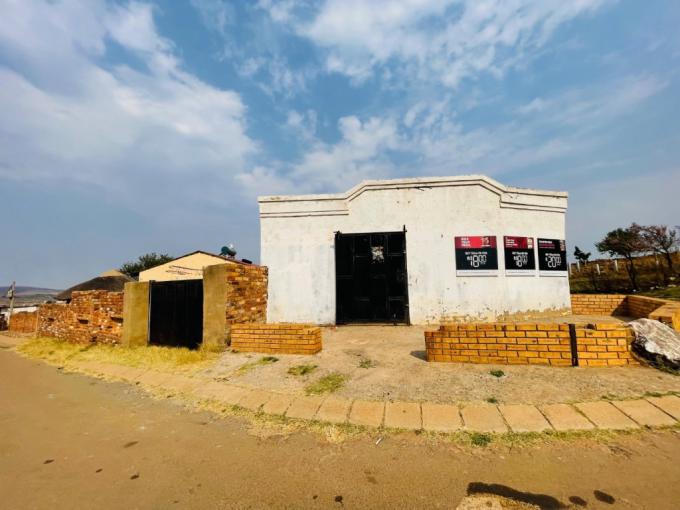 4 Bedroom House for Sale For Sale in Vlakfontein - MR693642