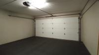Garage - 34 square meters of property in Summerset