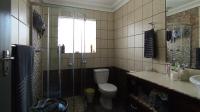Bathroom 1 - 5 square meters of property in Annlin