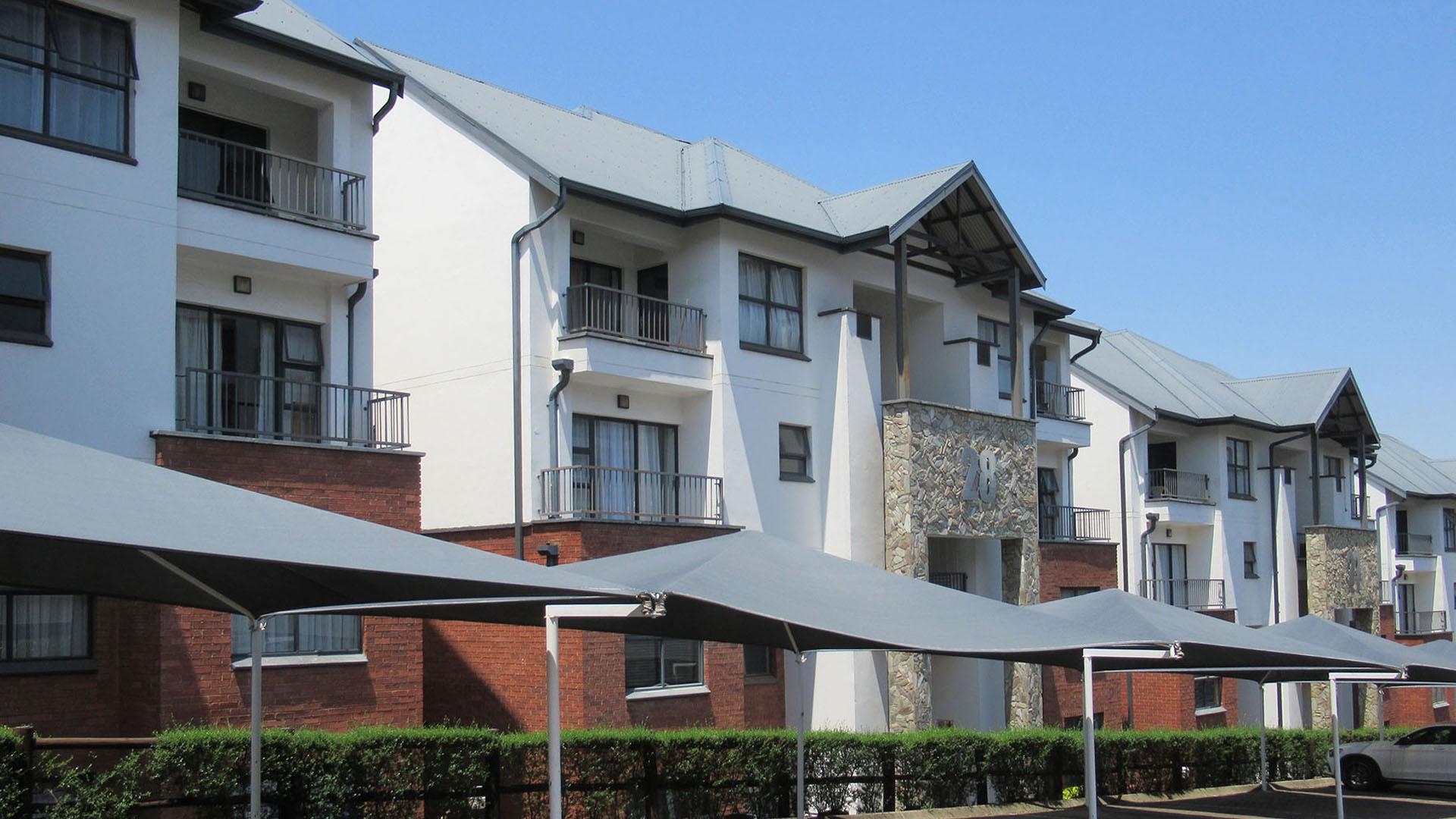 Front View of property in Oakdene