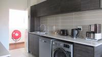 Kitchen - 8 square meters of property in Oakdene