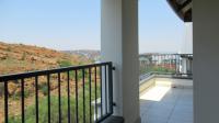 Balcony - 12 square meters of property in Oakdene