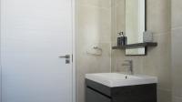 Bathroom 1 - 5 square meters of property in Oakdene