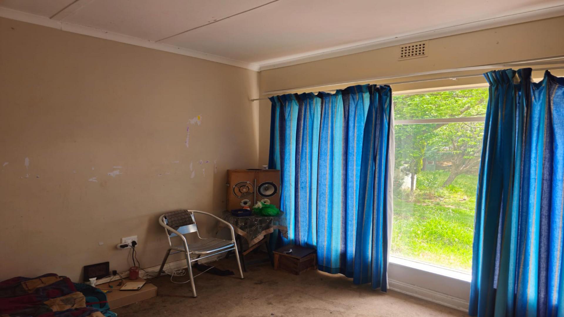 Bed Room 1 of property in Ladybrand