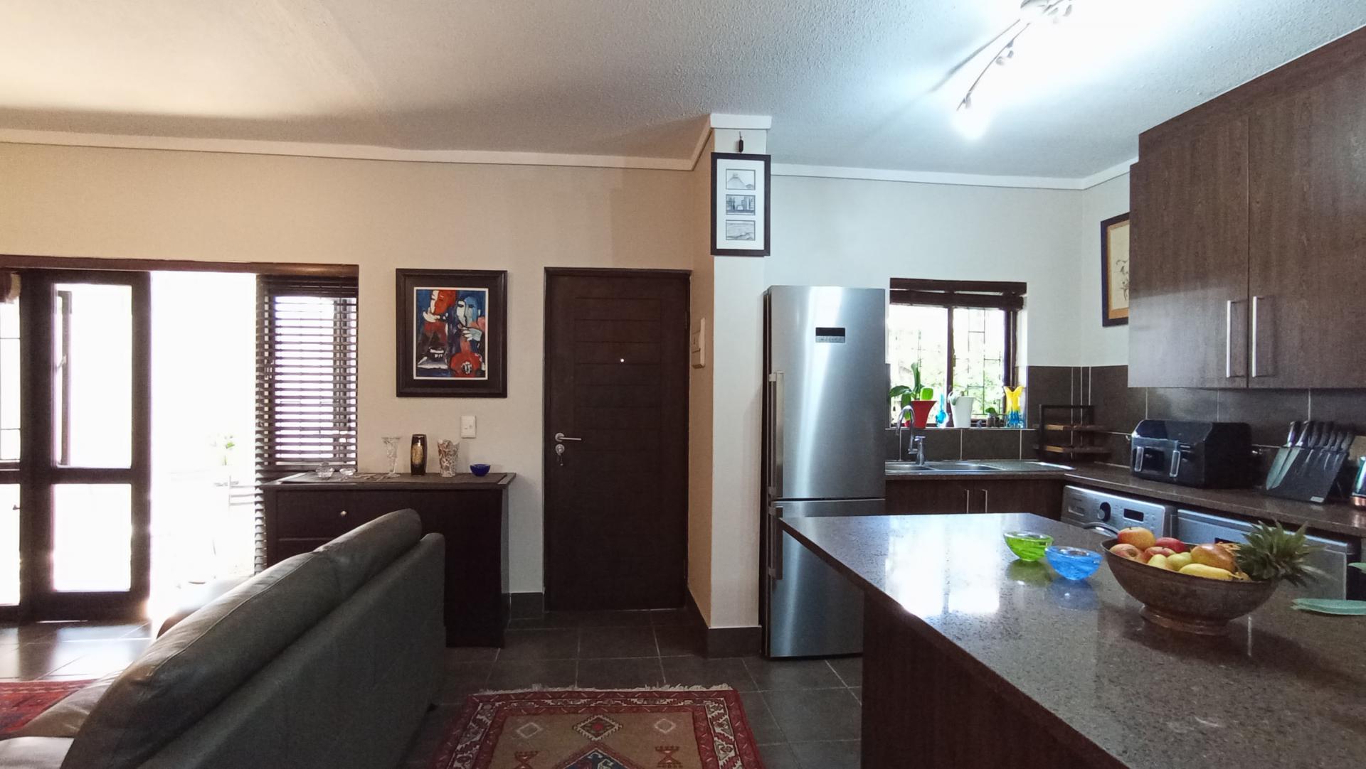 Kitchen - 11 square meters of property in Witkoppen