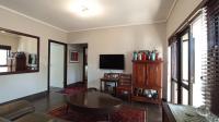 Lounges - 40 square meters of property in Witkoppen